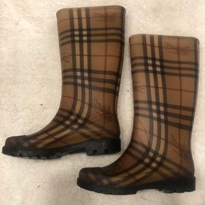 Women’s Burberry Rain Boots